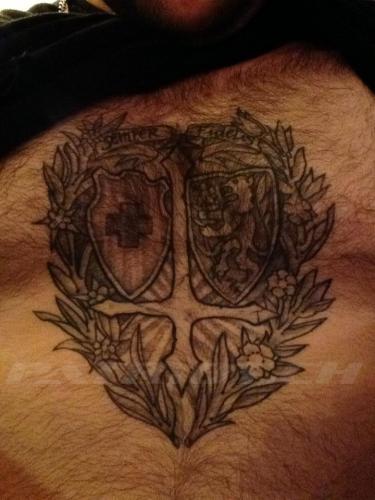 #tattoo #tattoos #semperfidelis #familienwappen #helvetiaschild #edelweiss #enzian #petruskreuz